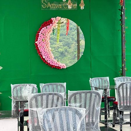 Sattva Cafe And Motel Rishīkesh 외부 사진