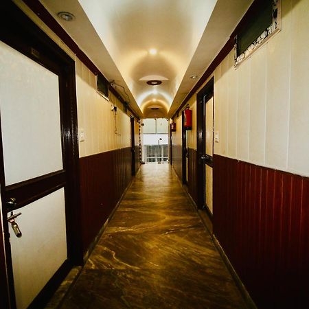 Sattva Cafe And Motel Rishīkesh 외부 사진